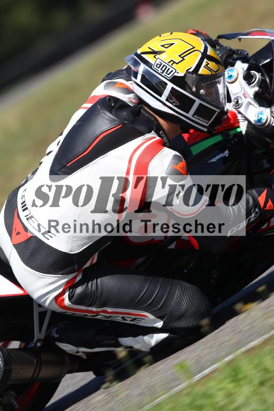 /Archiv-2022/35 05.07.2022 Speer Racing ADR/Gruppe rot/backside